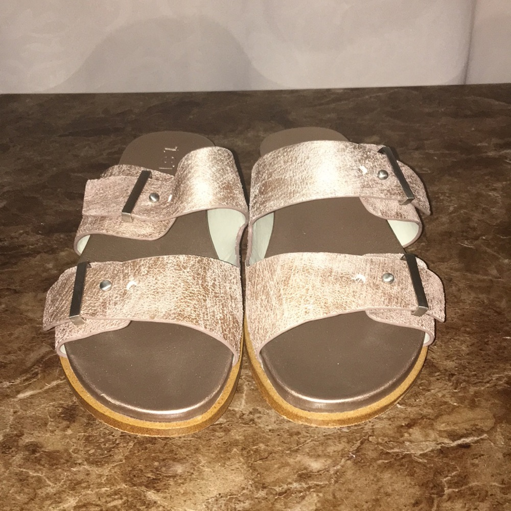 Rose gold adjustable sandal